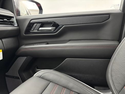 New 2026 GMC Yukon AT4 Ultimate AWD/4WD image 51