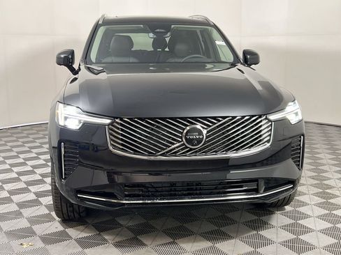 New 2026 Volvo XC90 B5 Ultra image 3