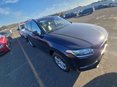 Used 2016 Volvo XC90 T5 Momentum