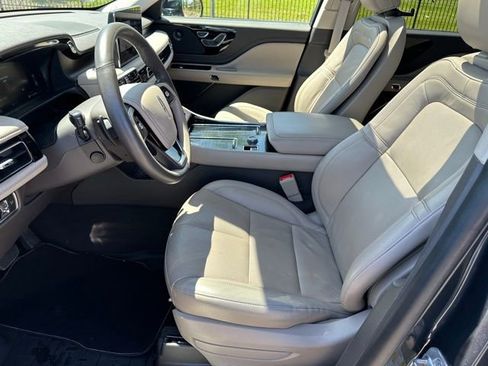 Used 2022 Lincoln Aviator Reserve w/ Elements Package Plus AWD/4WD image 22