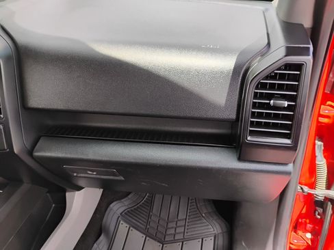 Used 2018 Ford F150 XL w/ Equipment Group 101A Mid RWD image 90