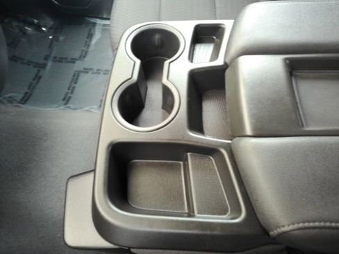 Used 2024 GMC Sierra 1500 SLE image 47