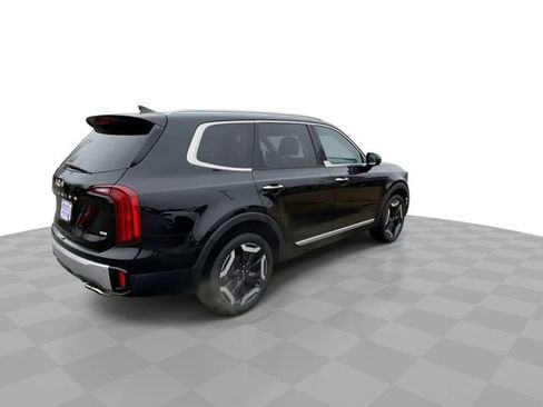 Used 2023 Kia Telluride S w/ S Sunroof Package image 8