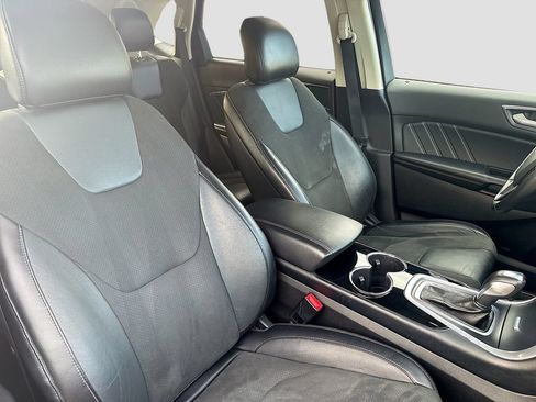 Used 2018 Ford Edge Sport w/ Technology Package AWD/4WD image 27