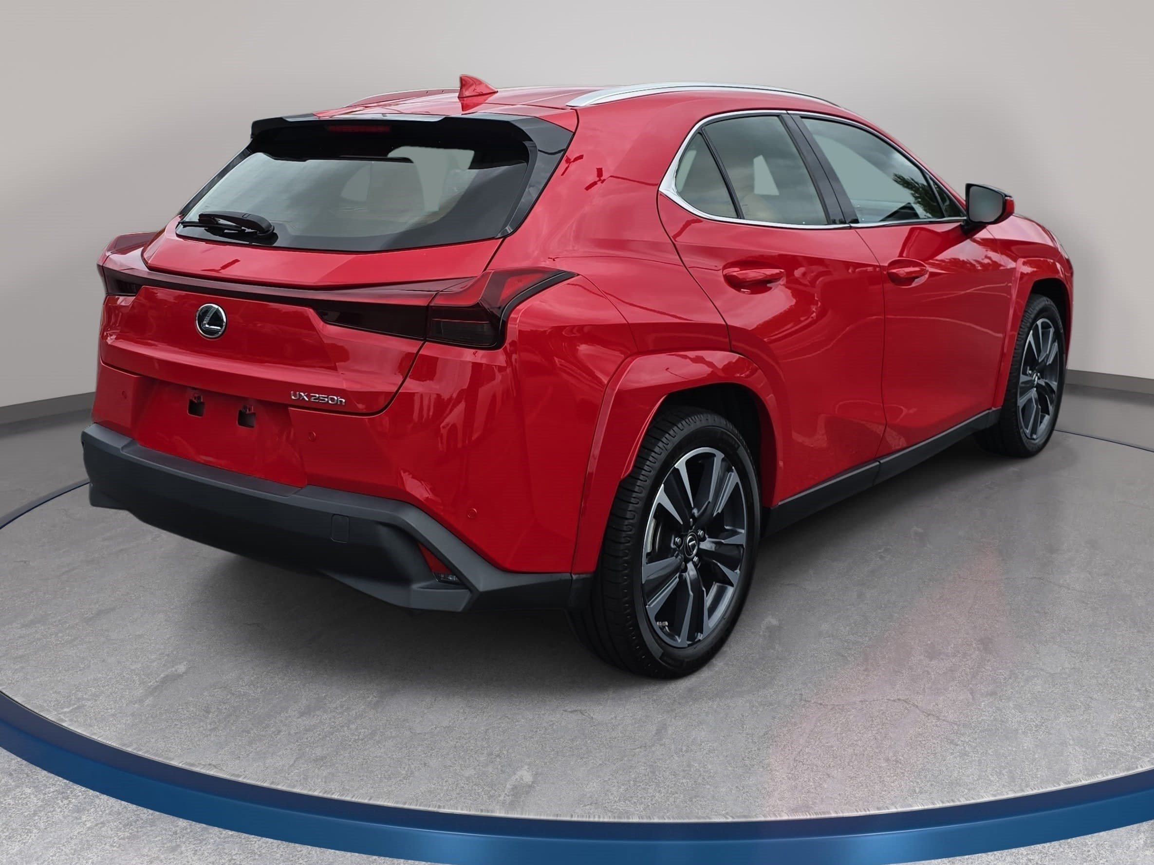 Used 2023 Lexus UX 250h FWD w/ Accessory Package (Z2) image 5