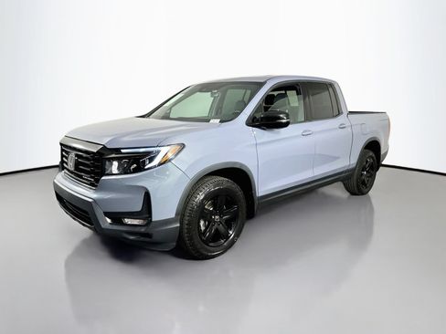 Used 2023 Honda Ridgeline Black Edition image 3