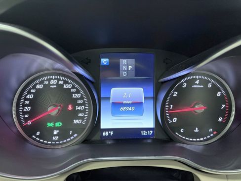Used 2018 Mercedes-Benz C 300 4MATIC Sedan image 11