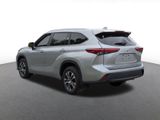 Used 2023 Toyota Highlander XLE image 4