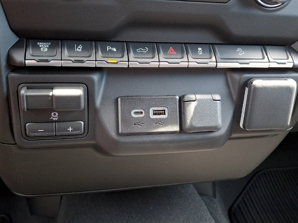 New 2026 Chevrolet Silverado 2500 Custom w/ Custom Value Package AWD/4WD image 16