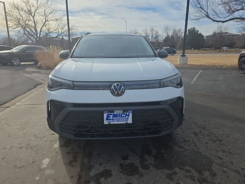 New 2026 Volkswagen Taos SE AWD/4WD image 8