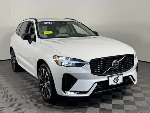 Used 2024 Volvo XC60 B5 Plus w/ Protection Package Premier AWD/4WD image 3