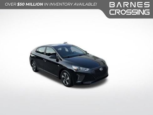 Used 2017 Hyundai Ioniq SEL FWD image 1