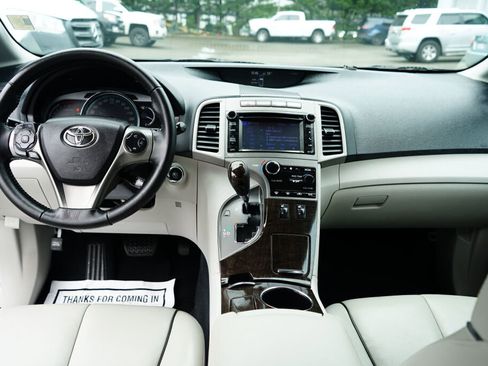 Used 2014 Toyota Venza XLE image 15