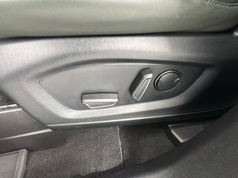 Used 2022 Ford Explorer Timberline image 11