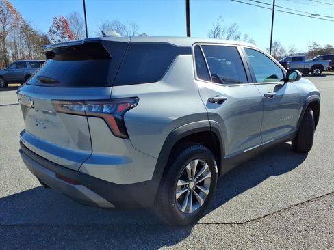 New 2026 Chevrolet Equinox LT image 4