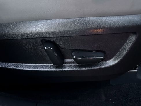 Certified 2025 INFINITI QX50 Luxe image 39