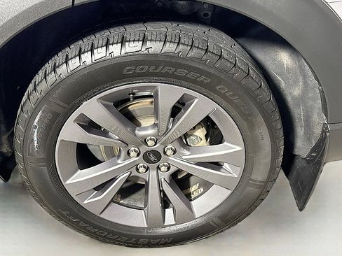 Used 2022 Ford Explorer XLT w/ Equipment Group 202A image 32