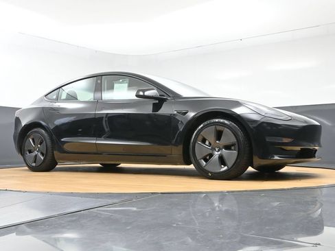 Used 2023 Tesla Model 3 Standard Range RWD image 51