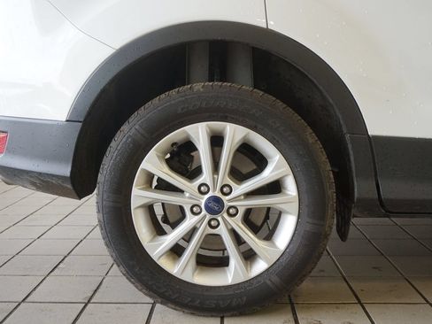 Used 2018 Ford Escape SEL FWD image 30