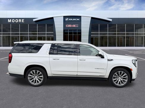 Used 2023 GMC Yukon XL Denali w/ Denali Reserve Package AWD/4WD image 2