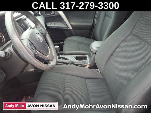 Used 2016 Toyota RAV4 LE FWD image 17