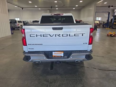 Used 2023 Chevrolet Silverado 1500 LTZ w/ LTZ Premium Package AWD/4WD image 7