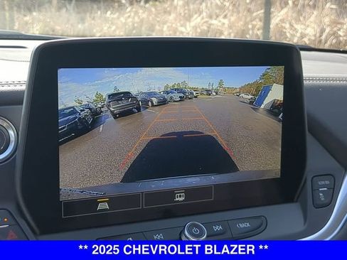 New 2025 Chevrolet Blazer LT image 31