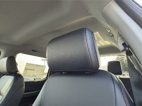 New 2026 Ford F350 Lariat w/ FX4 Off-Road Package image 24