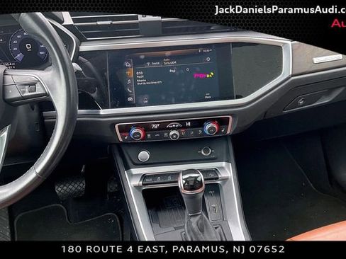 Used 2019 Audi Q3 2.0T Premium Plus w/ Premium Plus Package AWD/4WD image 6