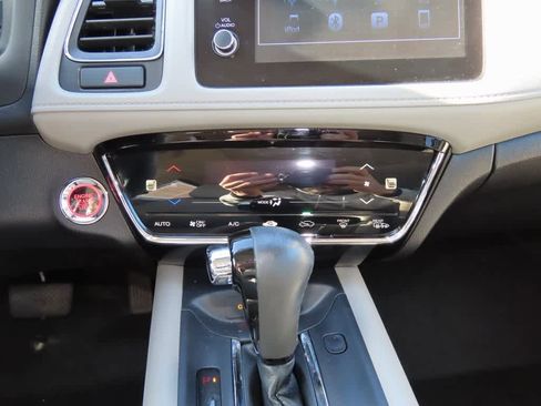 Certified 2020 Honda HR-V EX-L image 20