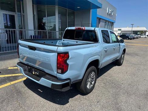 Used 2025 Chevrolet Colorado LT image 7