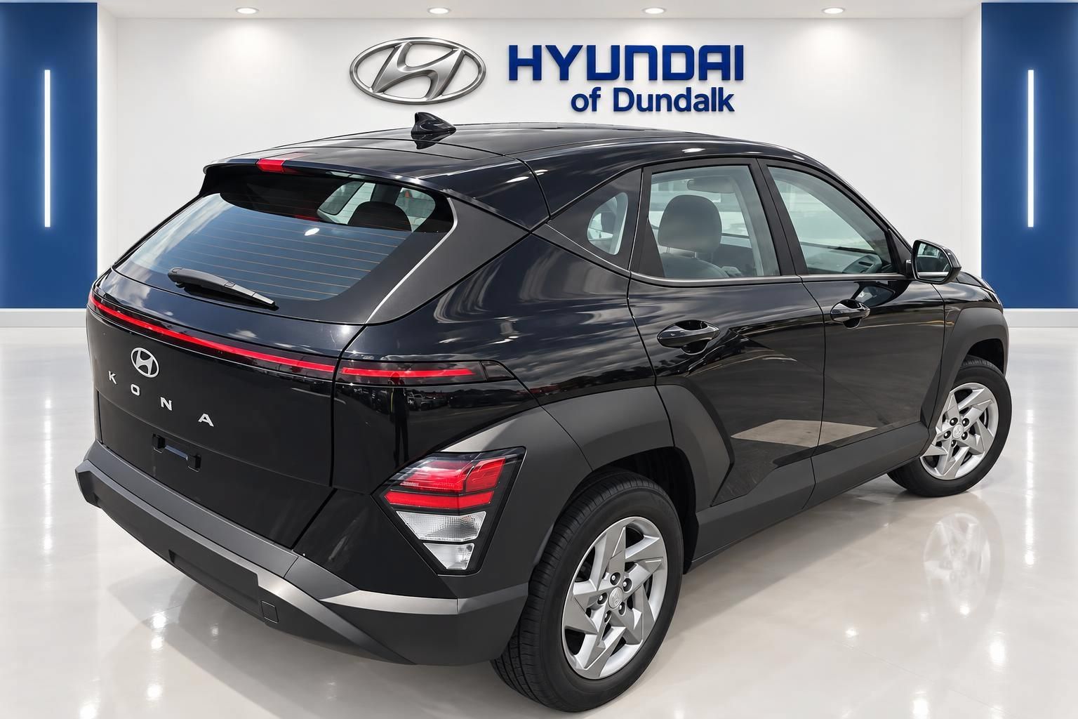 Used 2025 Hyundai Kona SE FWD image 4