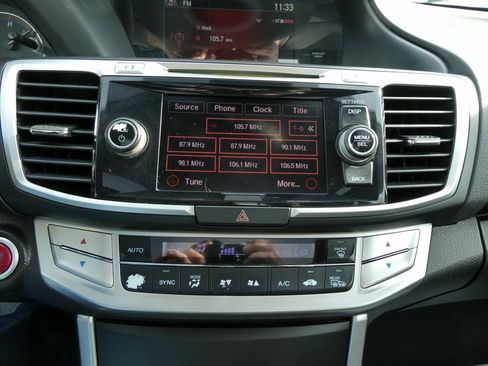 Used 2015 Honda Accord EX-L image 26