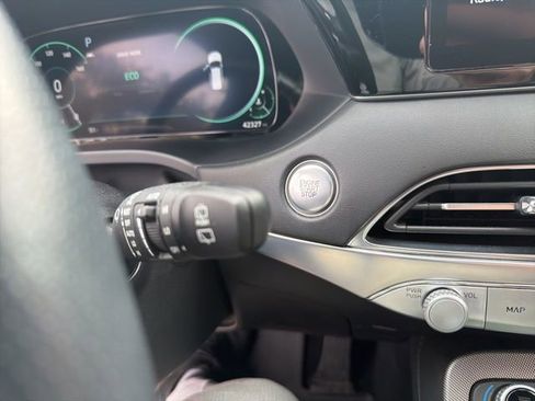 Used 2022 Hyundai Palisade Calligraphy image 9