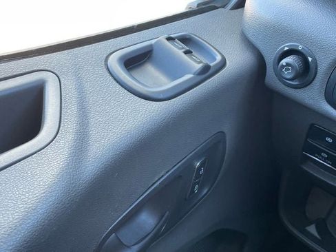 Used 2024 Ford Transit 250 Low Roof w/ Exterior Upgrade Package image 26