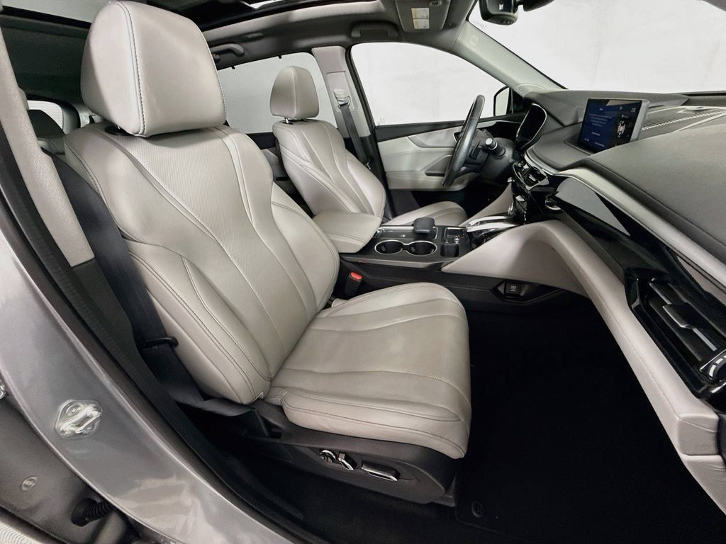 Used 2023 Acura MDX w/ Technology Package FWD image 28
