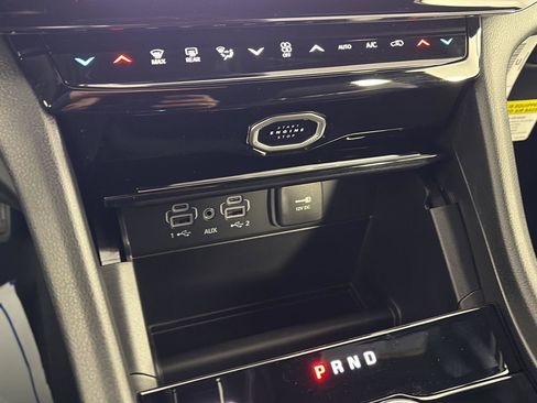 New 2026 Jeep Grand Cherokee Limited AWD/4WD image 12