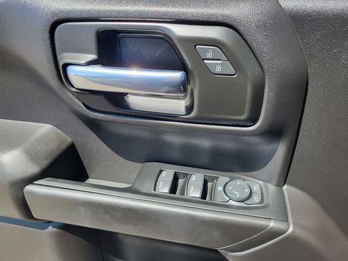 Used 2022 Chevrolet Silverado 1500 Custom Trail Boss image 18