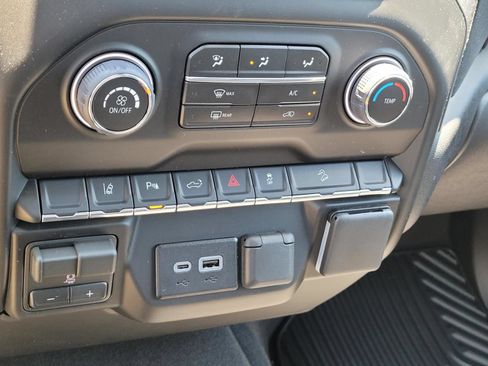 New 2026 Chevrolet Silverado 2500 Custom w/ Custom Value Package AWD/4WD image 18