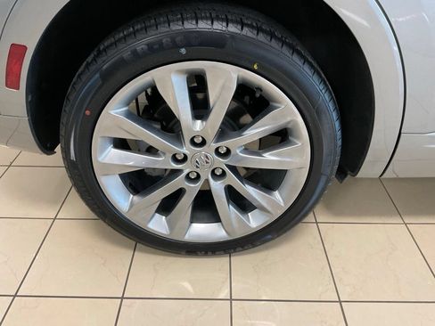 Used 2023 Buick Envision Avenir FWD image 7