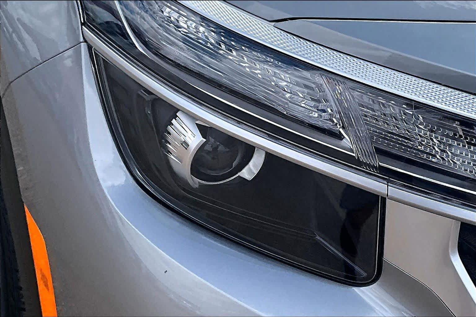 Certified 2026 Kia Seltos LX AWD/4WD image 35