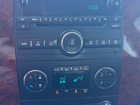 Used 2013 Chevrolet Avalanche LT w/ All-Star Edition image 13