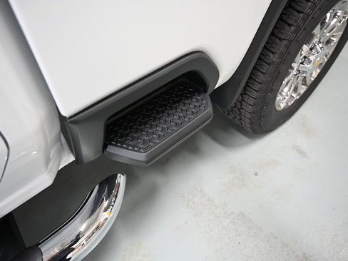 New 2026 Chevrolet Silverado 2500 LT w/ Z71 Chrome Sport Edition image 26