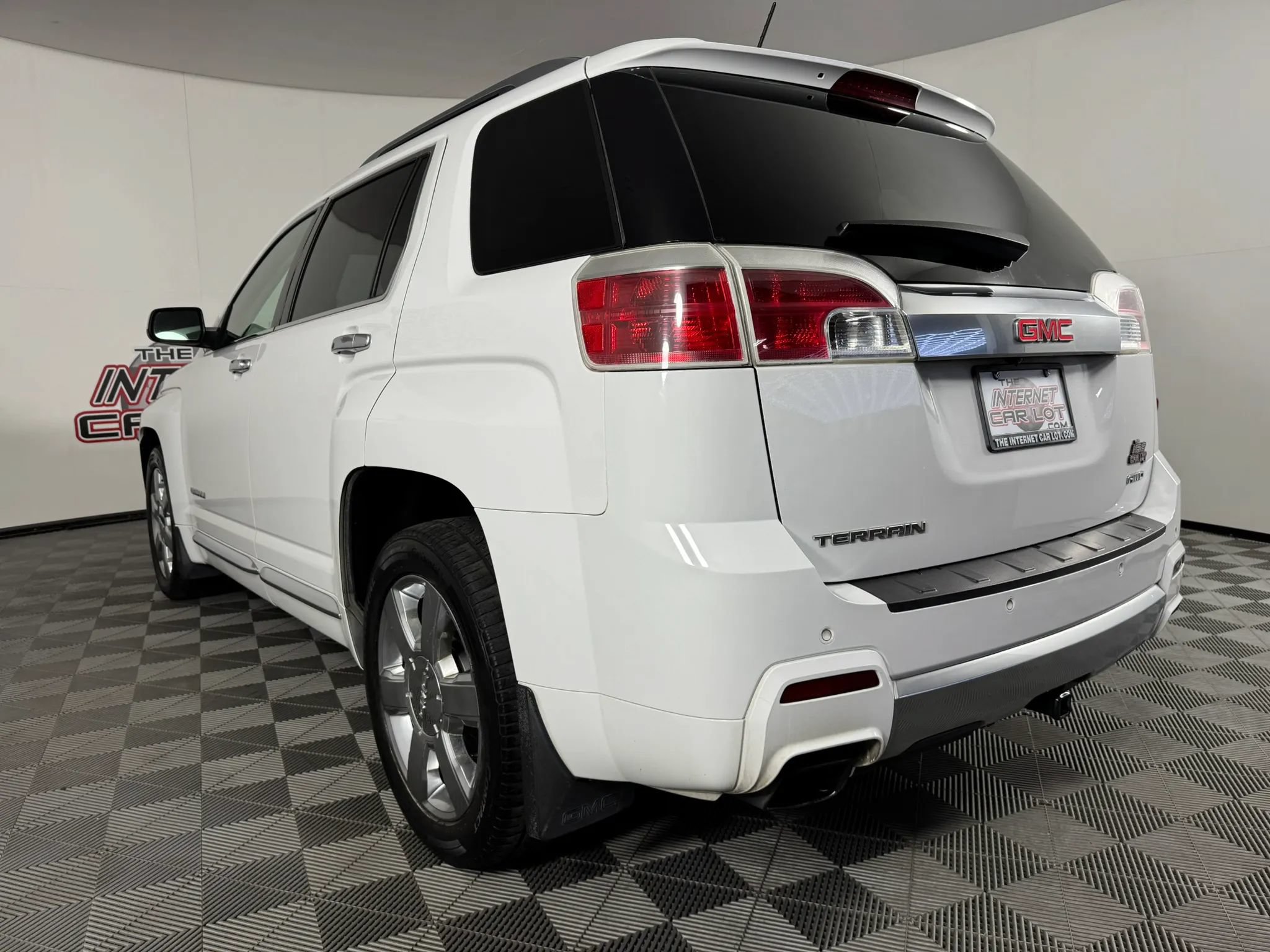 Used 2014 GMC Terrain Denali w/ LPO, Protection Package AWD/4WD image 27