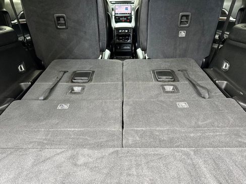 Used 2023 Jeep Grand Cherokee L Limited w/ Rear Seat Video Group I image 15