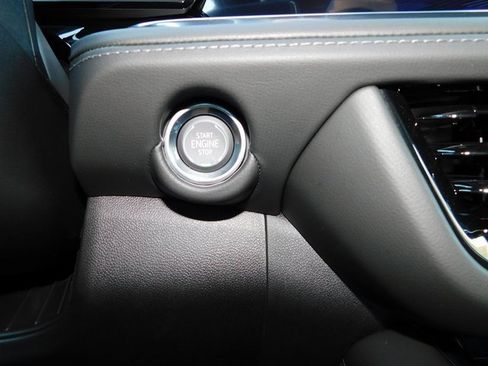 New 2026 Chevrolet Suburban Z71 w/ Comfort Package image 43