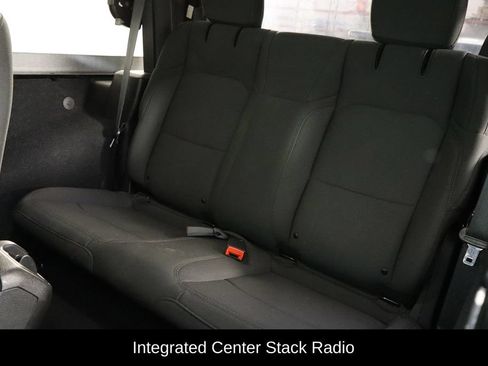 Used 2022 Jeep Wrangler Sport AWD/4WD image 8