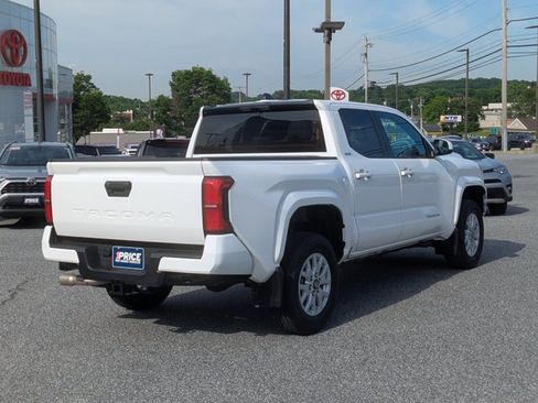 Used 2025 Toyota Tacoma SR5 RWD image 5