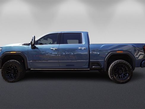 Used 2024 GMC Sierra 2500 Denali Ultimate image 6