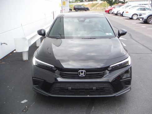 Used 2024 Honda Civic Sport image 3